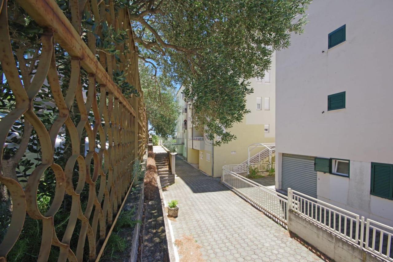 Apartment Dalija Baška Voda Exterior foto